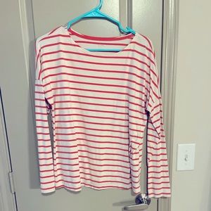 Red/White striped tshirt